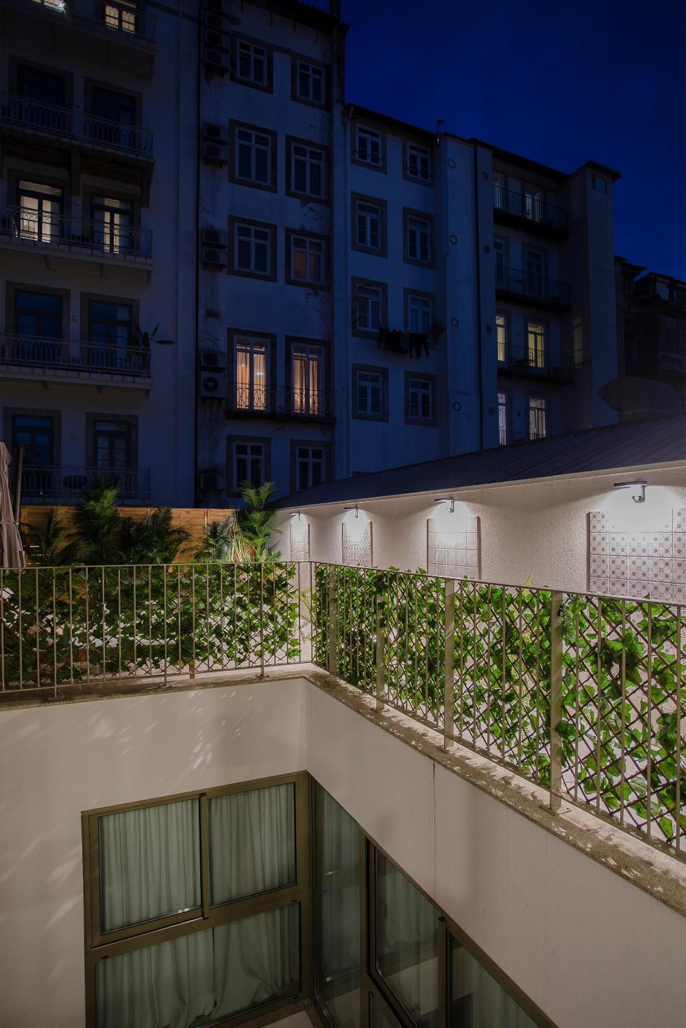 Liiiving In Porto - Soho Urban Retreat Apartment Luaran gambar