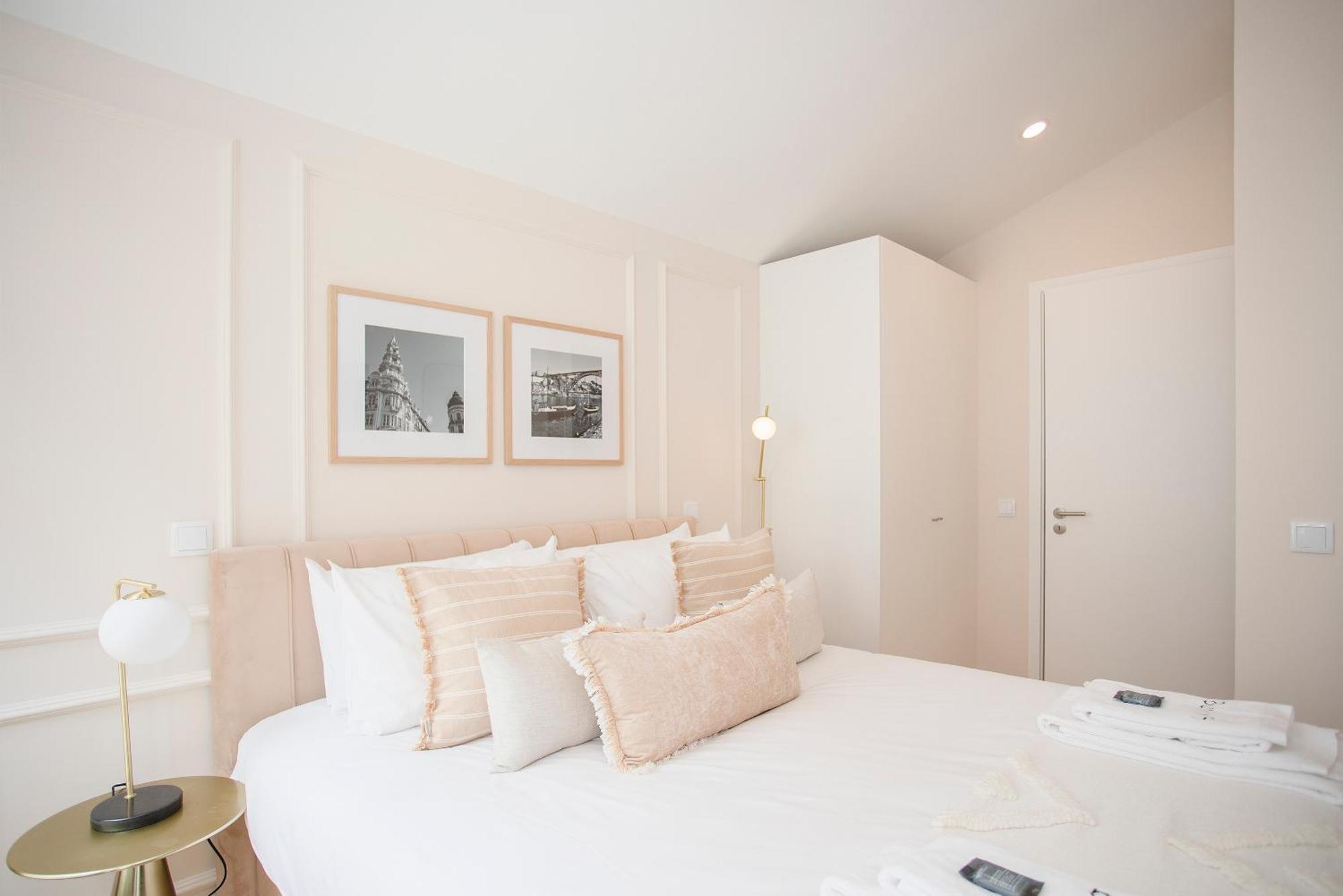 Liiiving In Porto - Soho Urban Retreat Apartment Luaran gambar